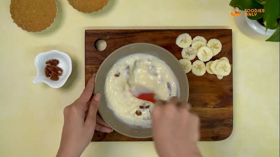 No Bake Banana Caramel Pecan Pie Recipe